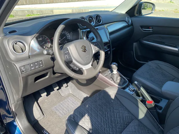 Suzuki Vitara 1.4 T Compact Top Hybrid 4x4