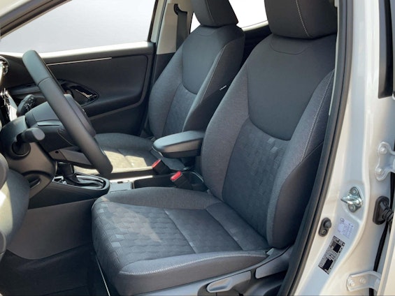 Vehicle image 8 Vehicle image 8