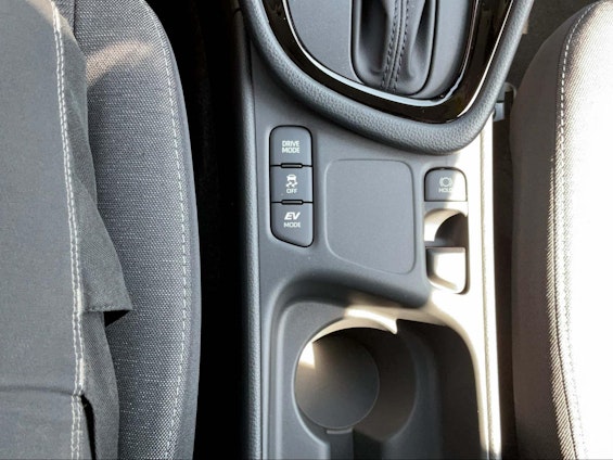 Vehicle image 16 Vehicle image 16