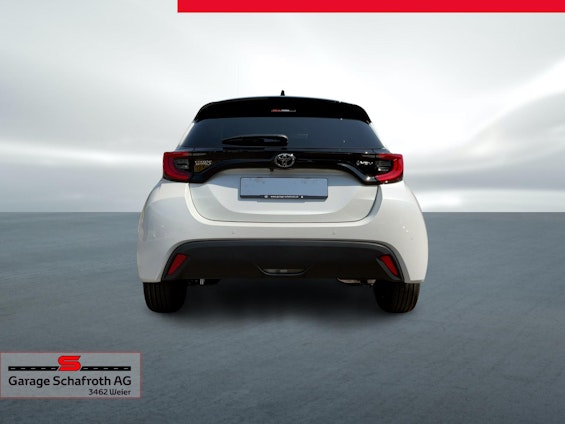 Vehicle image 15 Vehicle image 15