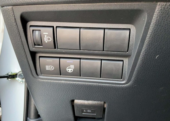 Vehicle image 6 Vehicle image 6