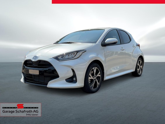 First vehicle image First vehicle image