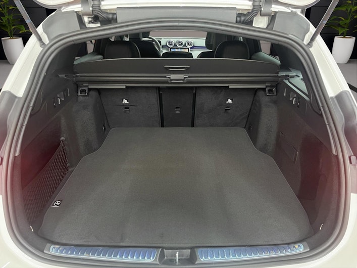 Vehicle image MERCEDES-BENZ C 220