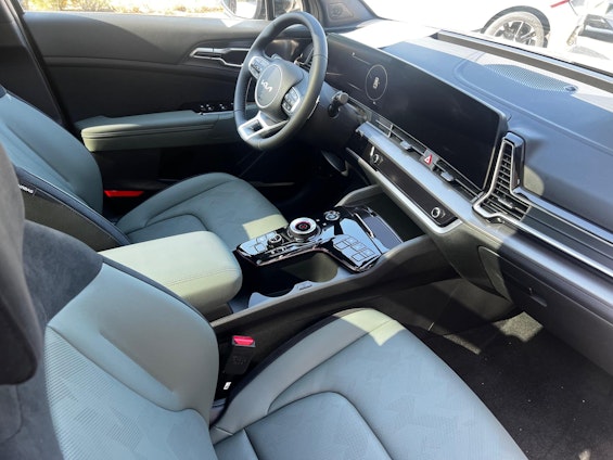 Vehicle image 7 Vehicle image 7