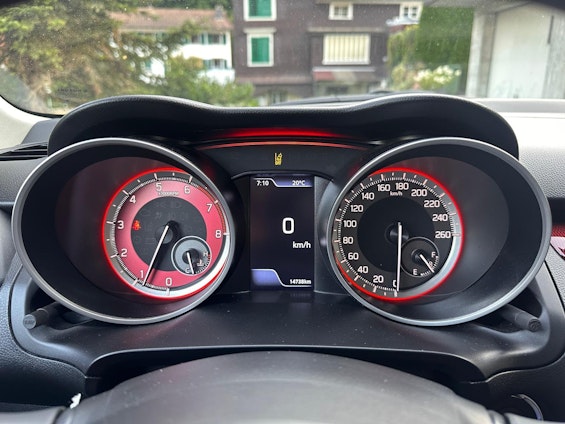 Vehicle image 7 Vehicle image 7