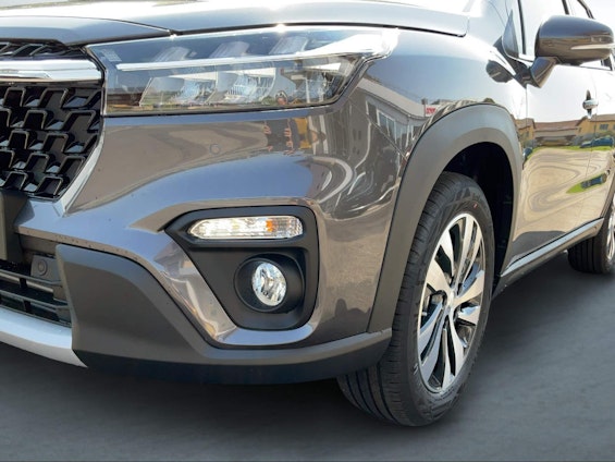 Vehicle image 8 Vehicle image 8