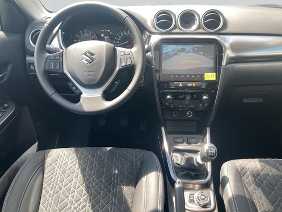 Vehicle image 8 Vehicle image 8