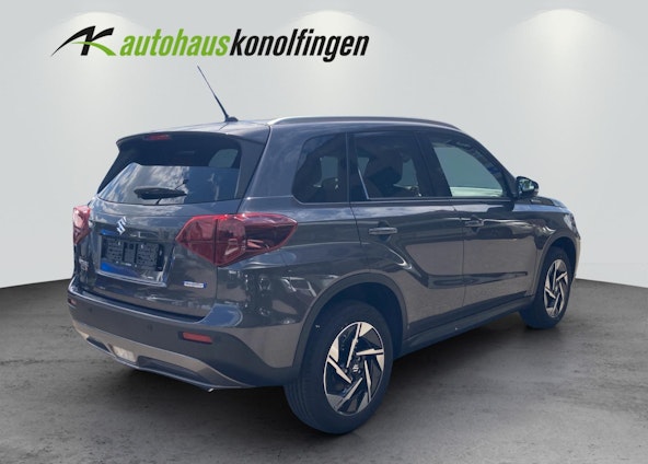 Vehicle image 3 Vehicle image 3