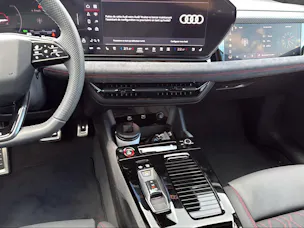 Audi A6 Avant e-tron quattro