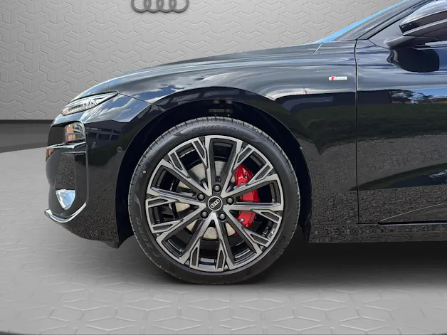 Audi A6 Avant e-tron quattro
