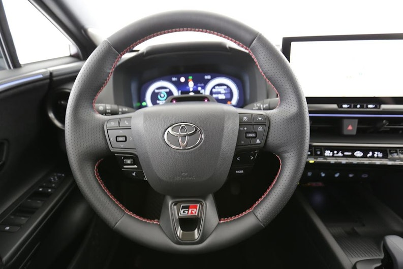 Vehicle image TOYOTA C-HR