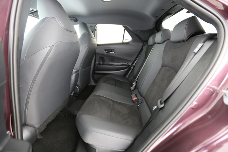 Vehicle image TOYOTA C-HR