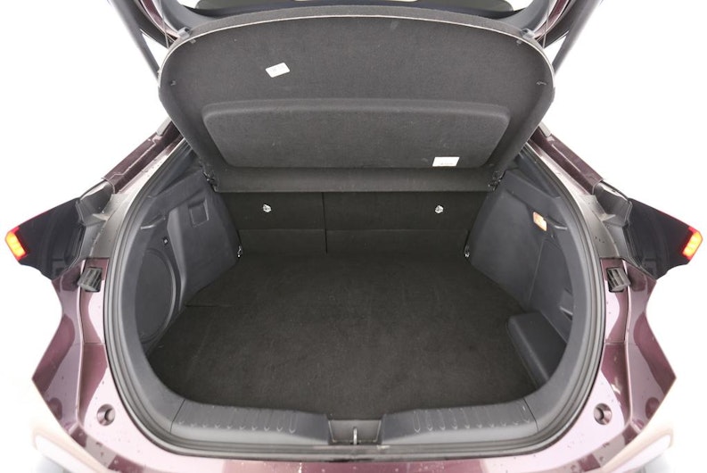 Vehicle image TOYOTA C-HR