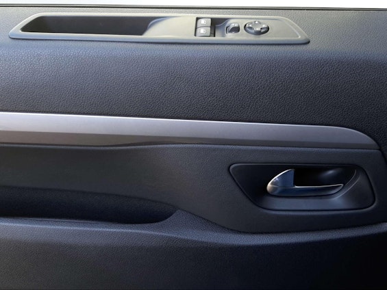 Vehicle image 11 Vehicle image 11