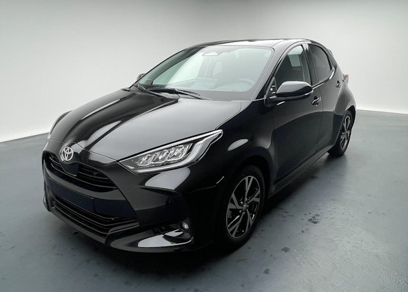 First vehicle image First vehicle image