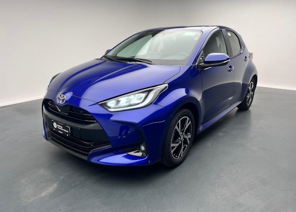 First vehicle image First vehicle image