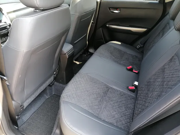 Suzuki Vitara 1.4 T Compact Top Hybrid 4x4