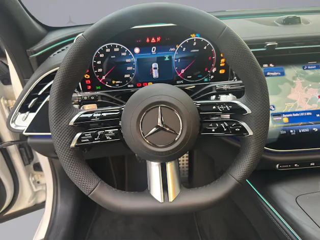 Mercedes-Benz E 220 d AMG Line 4matic Kombi