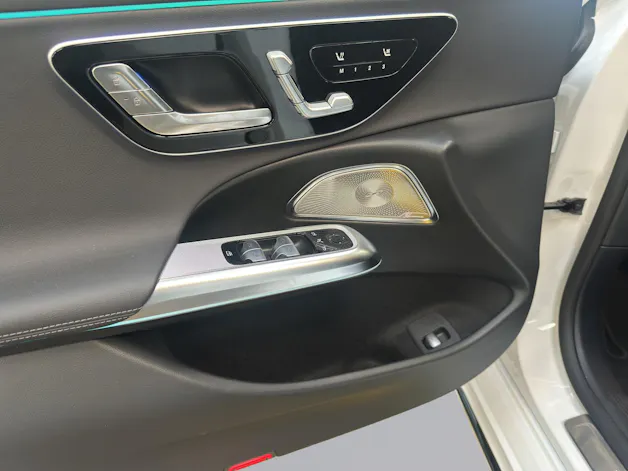 Mercedes-Benz E 220 d AMG Line 4matic Kombi