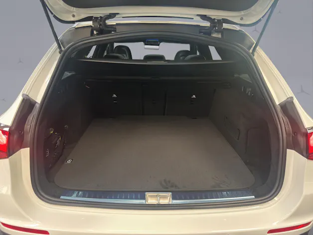 Mercedes-Benz E 220 d AMG Line 4matic Kombi