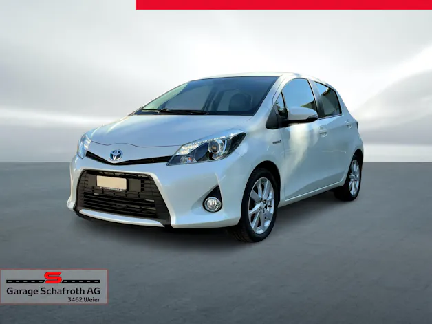 Toyota Yaris 1.5 VVT-i HSD Sol