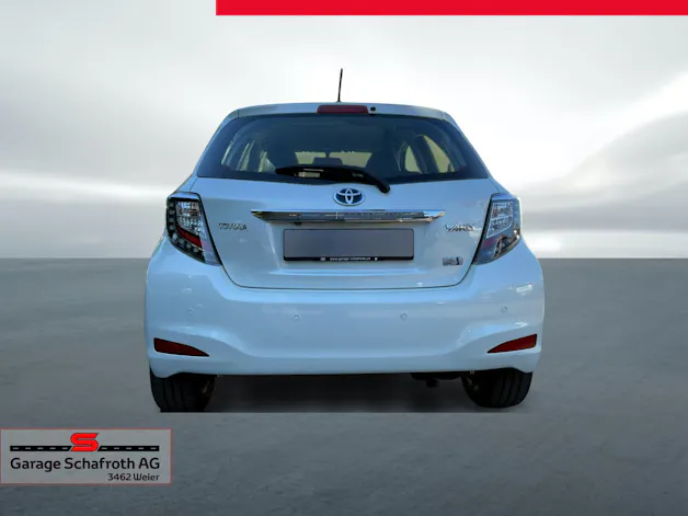 Toyota Yaris 1.5 VVT-i HSD Sol