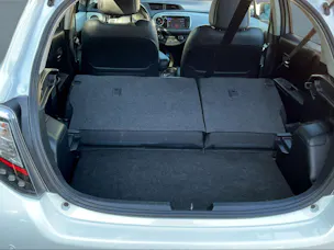 Toyota Yaris 1.5 VVT-i HSD Sol
