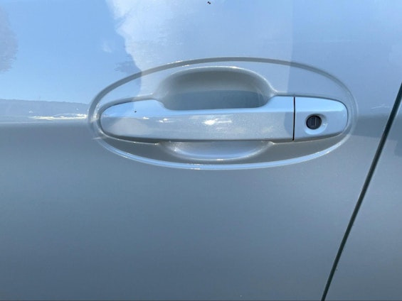 Vehicle image 18 Vehicle image 18