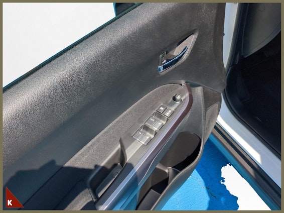 Vehicle image 11 Vehicle image 11