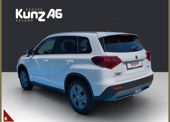 Vehicle image 3 Vehicle image 3