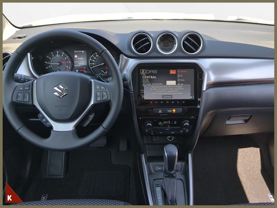 Vehicle image 13 Vehicle image 13