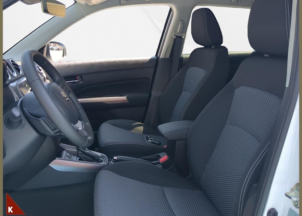 Vehicle image 8 Vehicle image 8