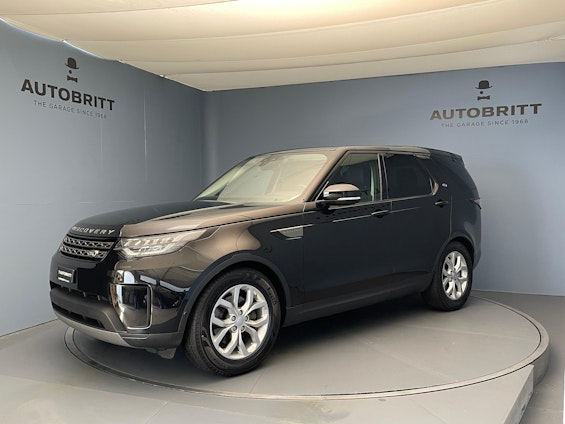 First vehicle image