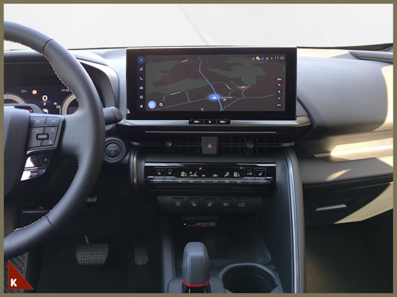 Vehicle image 14 Vehicle image 14