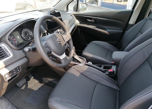 Vehicle image 7 Vehicle image 7