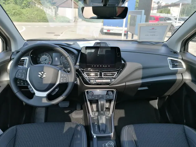 Suzuki S-Cross 1.4 T Compact Top Hybrid 4x4