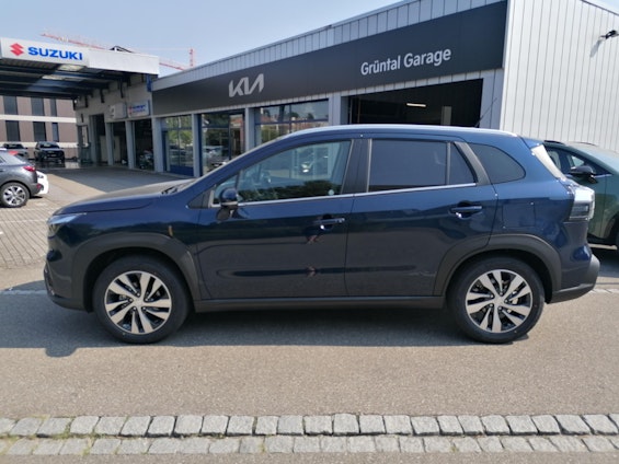 Vehicle image 2 Vehicle image 2