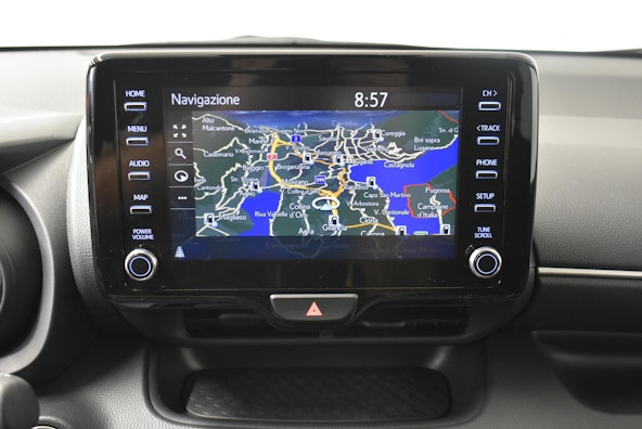 Vehicle image 8