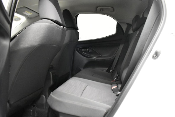 Vehicle image 7