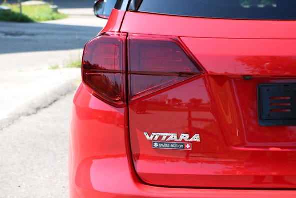 Vehicle image 17