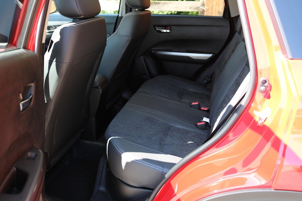 Vehicle image 14
