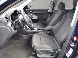 Vehicle image AUDI Q3 2.0 35 TDI quattro S-Tronic