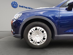 Vehicle image AUDI Q3 2.0 35 TDI quattro S-Tronic