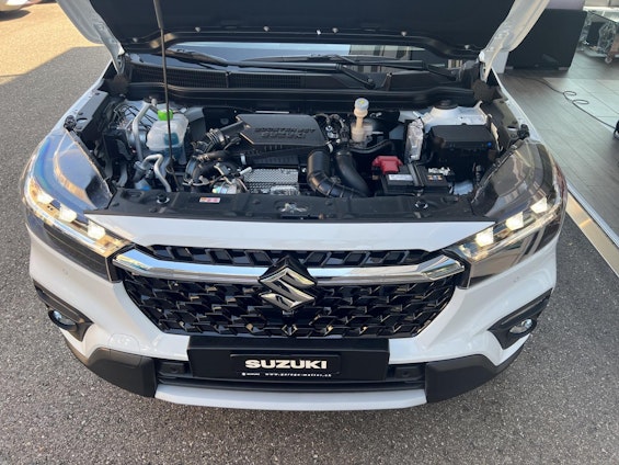 Vehicle image 20