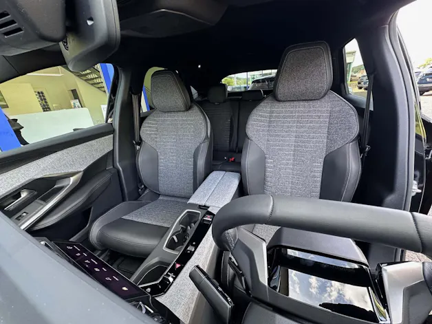 Peugeot 3008 1.2 Hybrid Allure Premium
