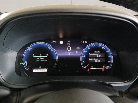 Vehicle image 14