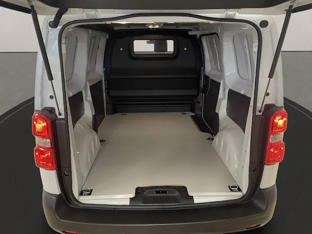 Peugeot e-Expert Kaw. Standard 75 kWh 136