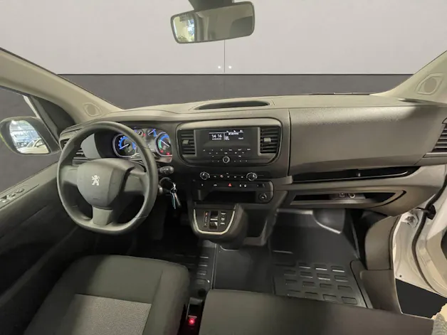 Peugeot e-Expert Kaw. Standard 75 kWh 136