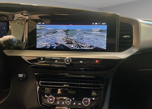 Vehicle image 5 Vehicle image 5