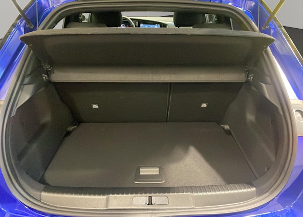 Vehicle image 8 Vehicle image 8